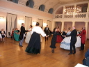 und tanzen eine Cracovienne – die Krakauer Ballsaal-Mazurka – Galopp in der Sternfassung